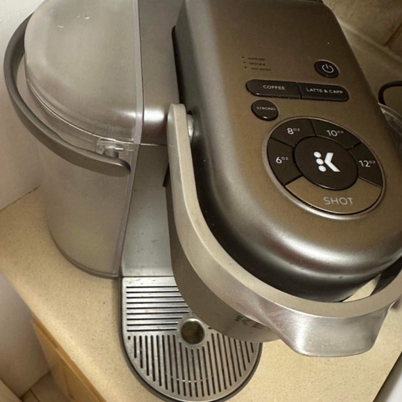 Coffee machine - Picture 5 of 8